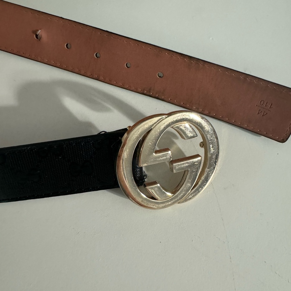 Gucci signature belt